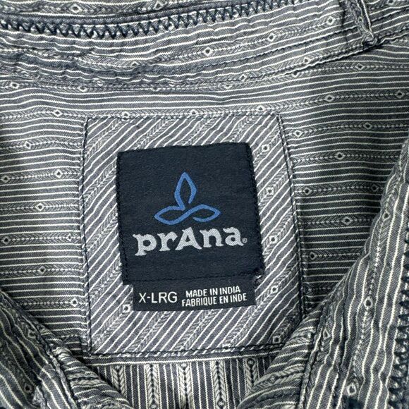 Prana Shirt Men's XL Grey Stripe Short Sleeve Button Up Pockets M1PATR115 - Picture 3 of 10